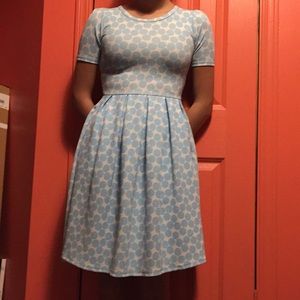 XS Amelia white with light blue polka dots